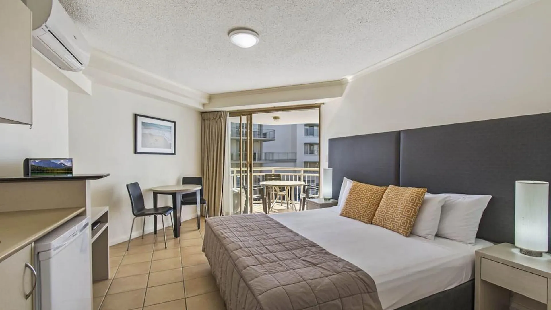 *** Aparthotel Breakfree Alexandra Beach Alexandra Headland Australia